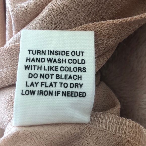 NWT pale pink sheer neck & sleeves top with ties - Picture 12 of 12